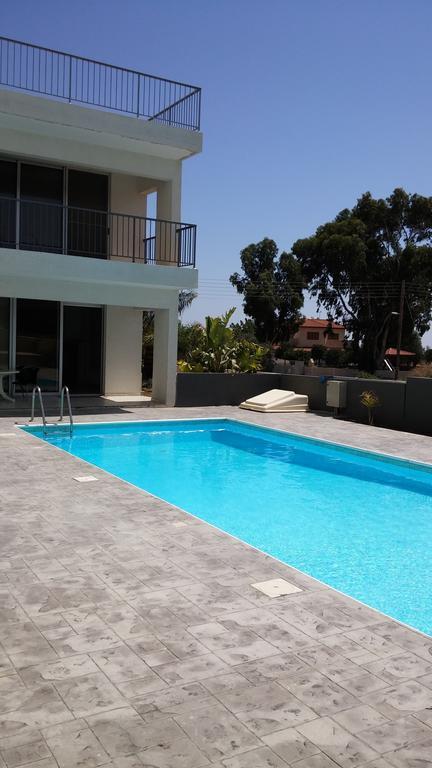 Palms Resort Apartments Alethriko Cameră foto