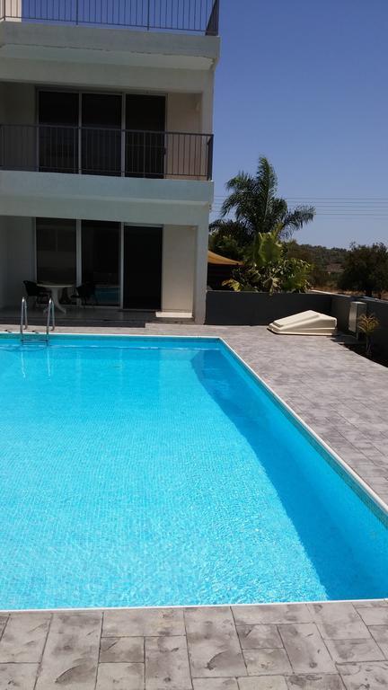 Palms Resort Apartments Alethriko Cameră foto