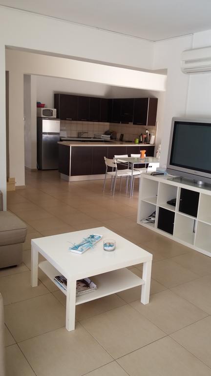 Palms Resort Apartments Alethriko Cameră foto